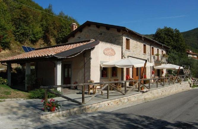 Spino Fiorito Stay Casola in Lunigiana Exterior photo